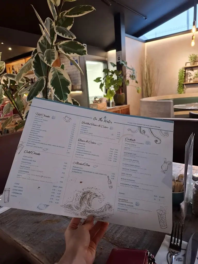 Menu_On The Water_Lee-on-the-Solent_image_2