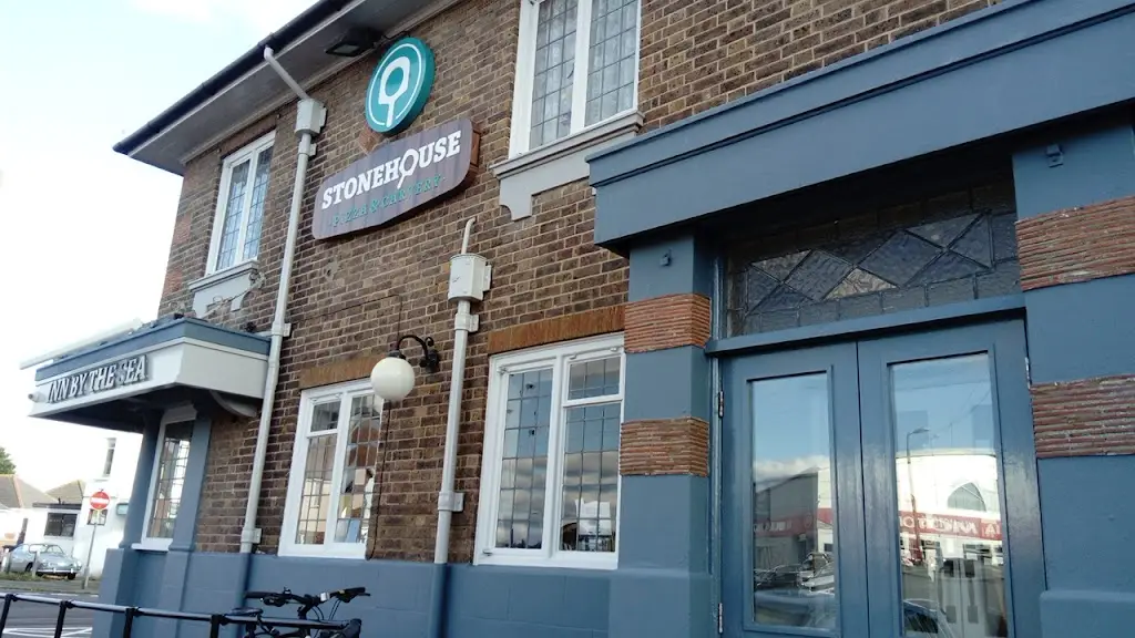 The Inn By The Sea restaurant in Lee-on-the-Solent