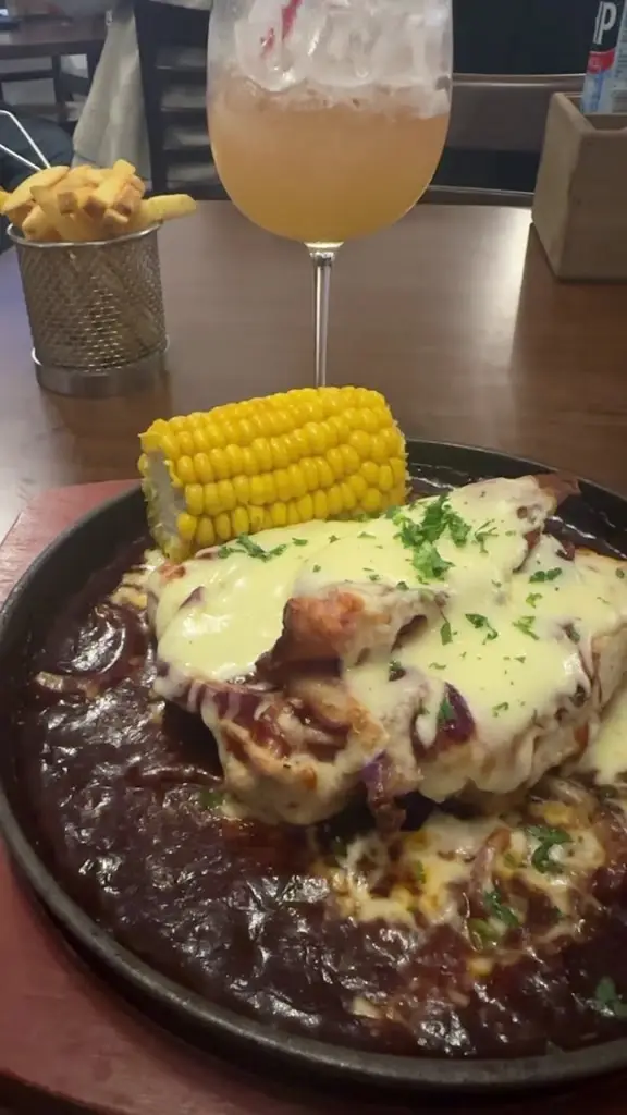 Tipsy Turtle_Lee-on-the-Solent_slider_image_2