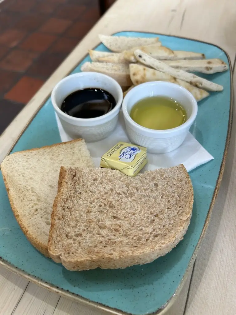 Neil J_The Bun Penny_Lee-on-the-Solent_review