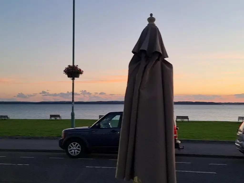 The Old Ship_Lee-on-the-Solent_slider_image_2