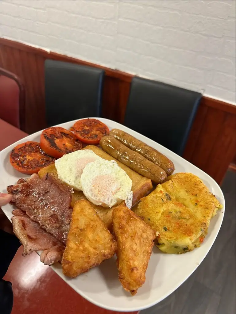 Chef's Delight Cafe & Restaurant_Lee-on-the-Solent_slider_image_3