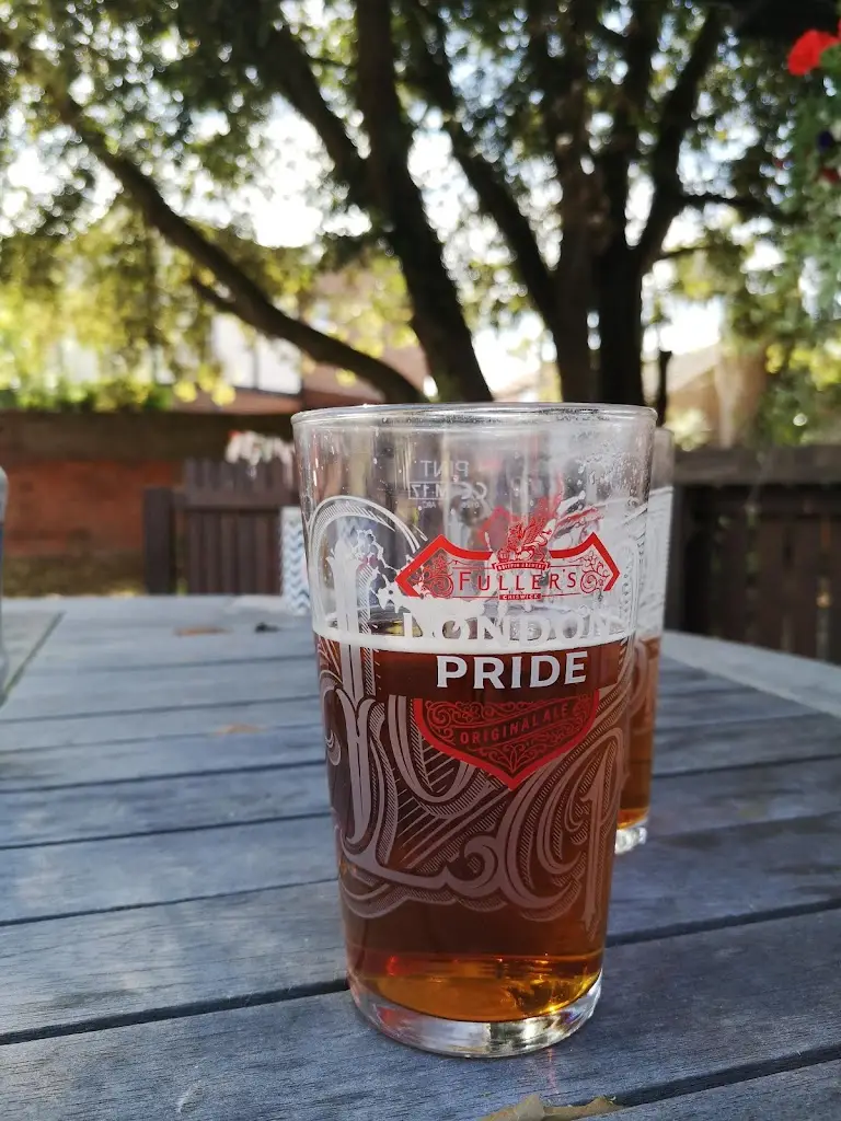 Menu_The Wyvern_Lee-on-the-Solent_image_8