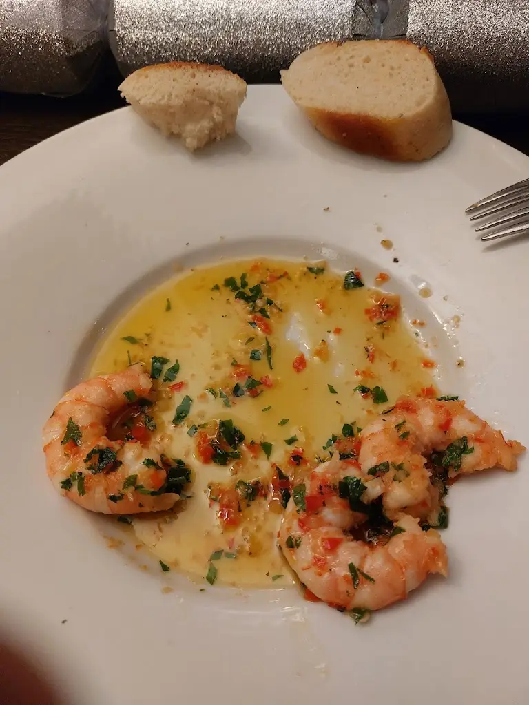 Nael Clarke_Galu Mediterranean Bar & Grill_Banstead_review