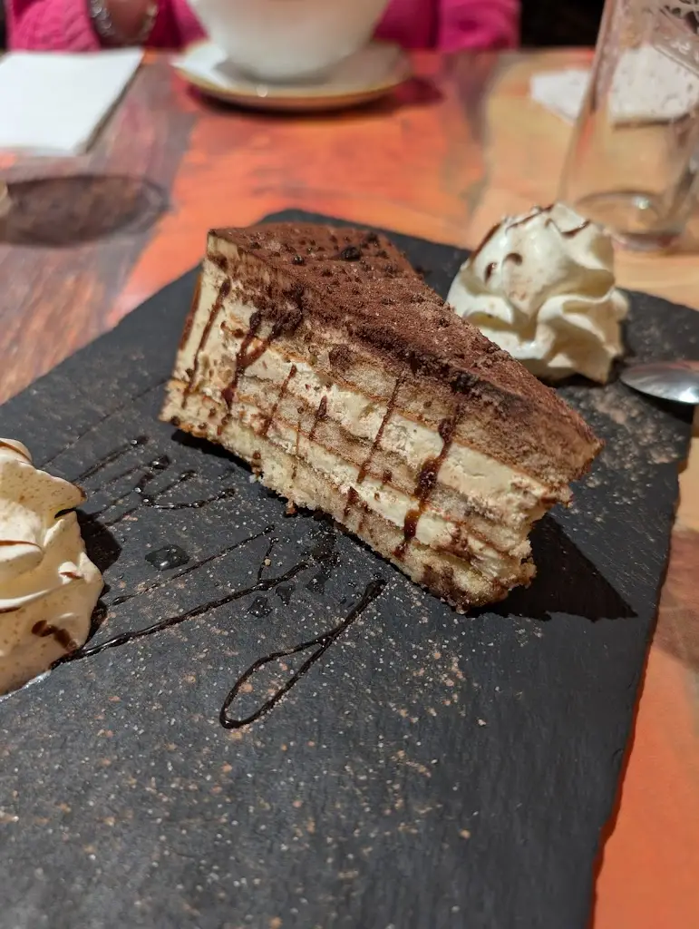 Arian Halangk_Alloro Ristorante Italiano_Letchworth_review