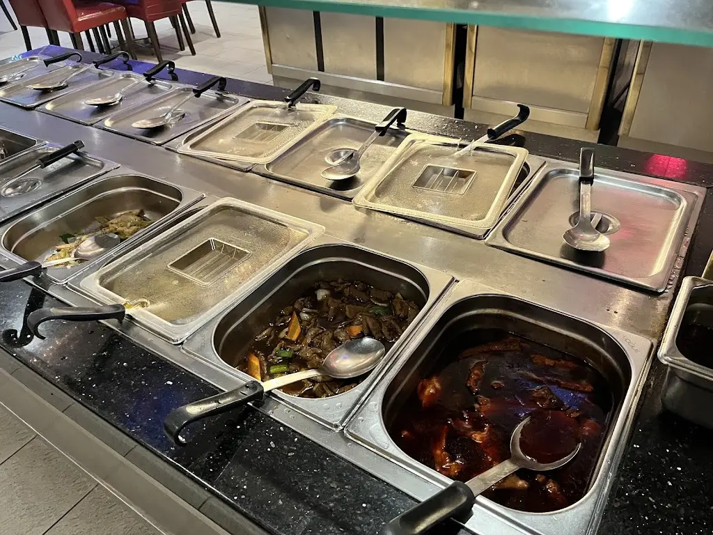 Miki Chong_Dragon King Chinese buffet Restaurant & Takeaway_Letchworth_review