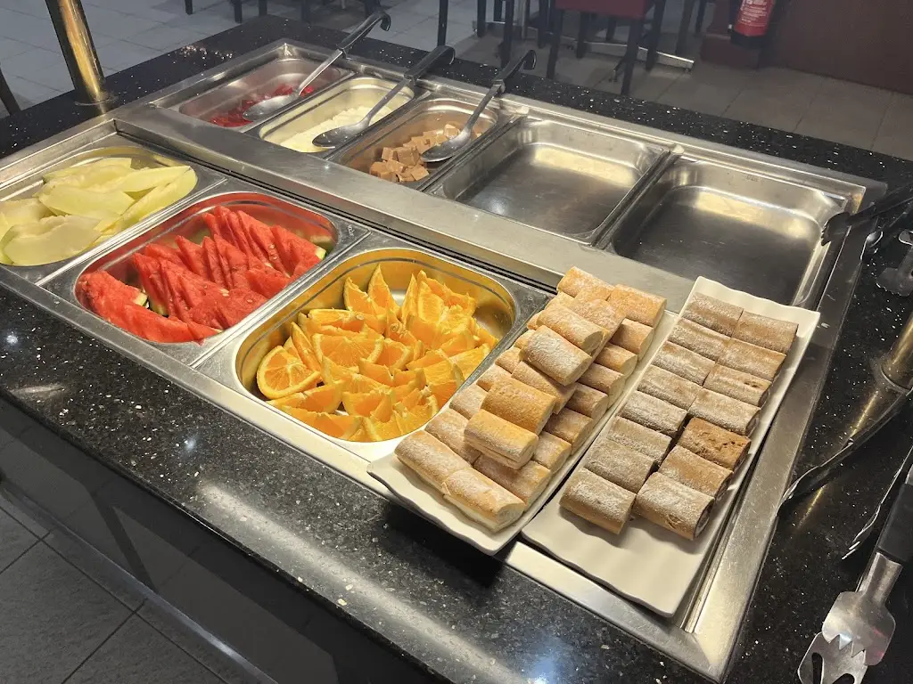 Dragon King Chinese buffet Restaurant & Takeaway_Letchworth_slider_image_3