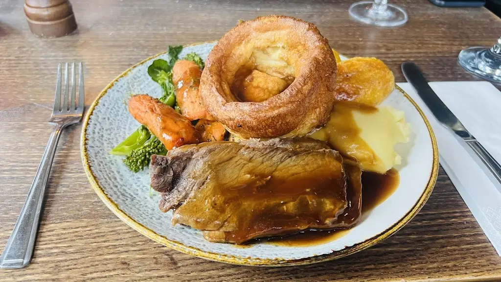 rosemarie jarvis_Three Horseshoes_Letchworth_review