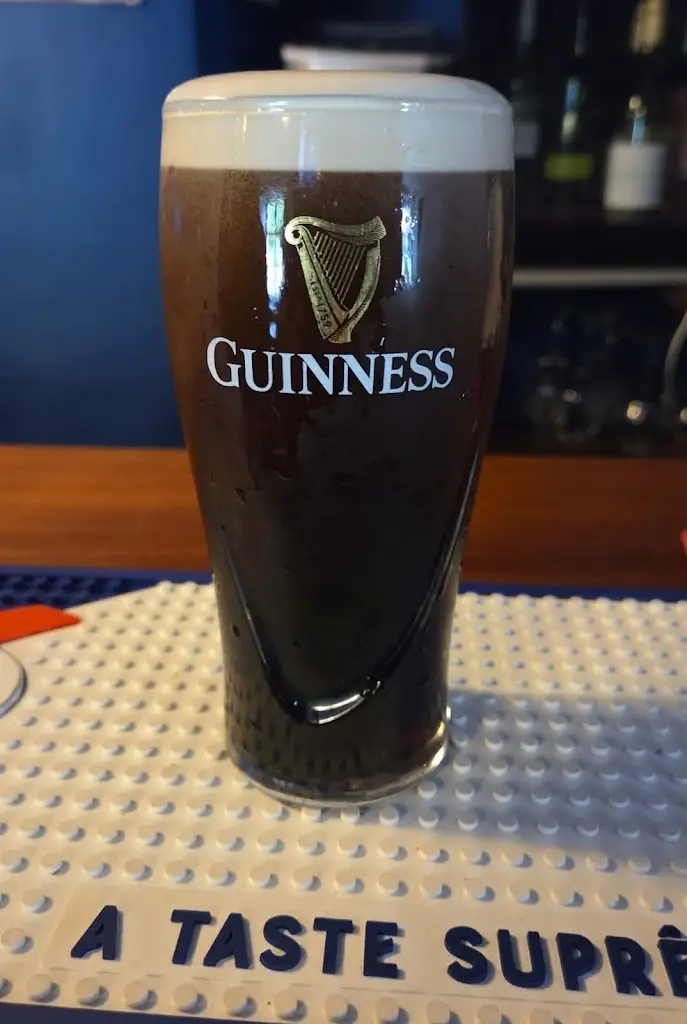 jason ray_Fox & Grapes_Lifton_review