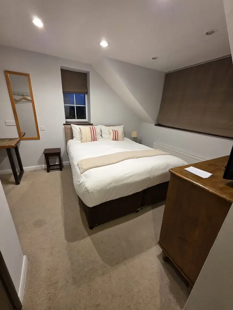 Christian Cole_The Moonraker Hotel_Limpley Stoke_recensione