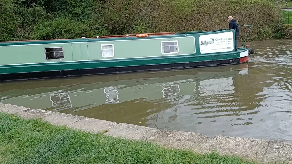 Reg Mears_The Angelfish_Limpley Stoke_review