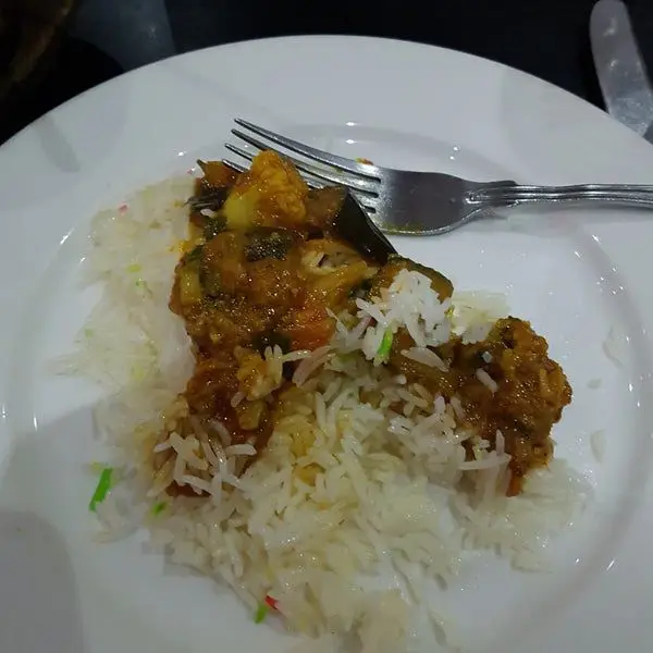 Tareq Hasan_Saffron Indian Restaurant_Leyburn_review