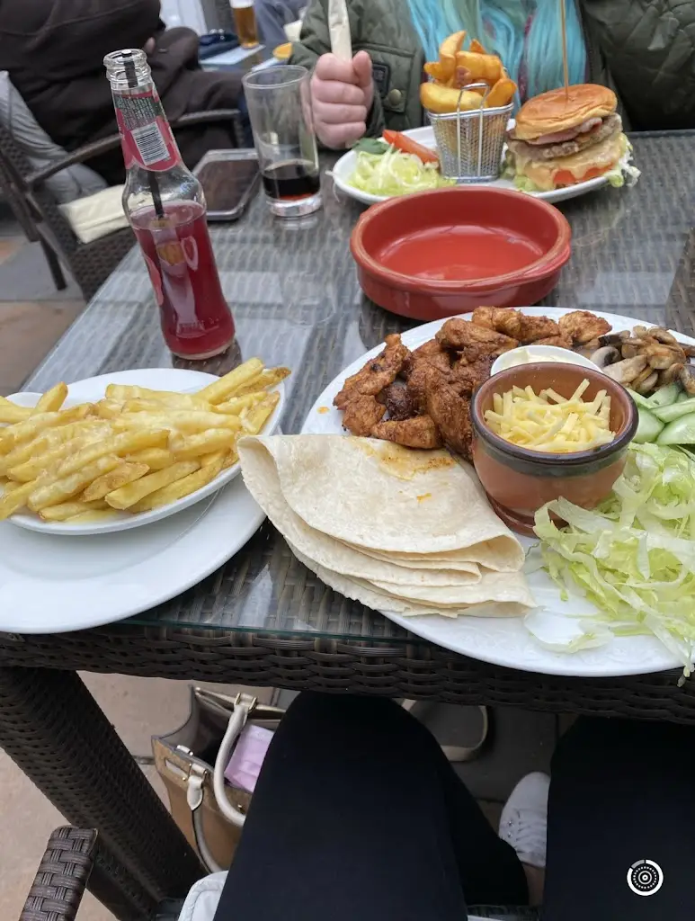 Laura Waite_The Blacksmith Arms_Little Clacton_review