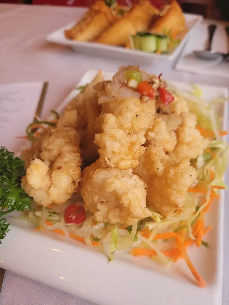 Menu_Long Yuen Court Chinese Restaurant & Take Away._Little Paxton_image_4