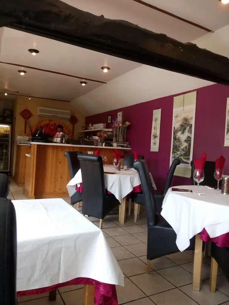 Long Yuen Court Chinese Restaurant & Take Away._Little Paxton_slider_image_3