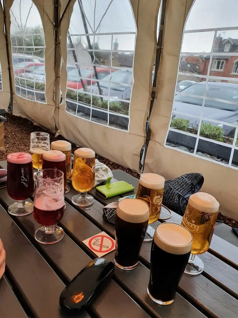 The Bell and Harp Freehouse_Little Eaton_slider_image_3