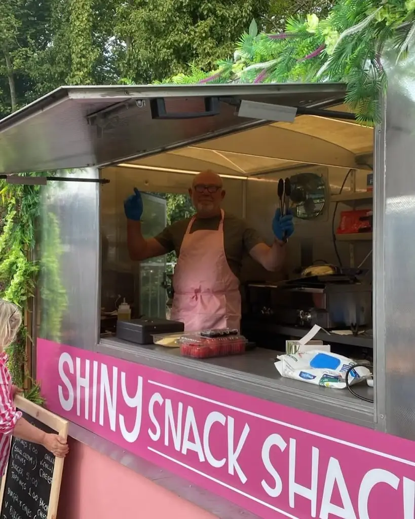 Shiny Snack Shack_Little Eaton_slider_image_2