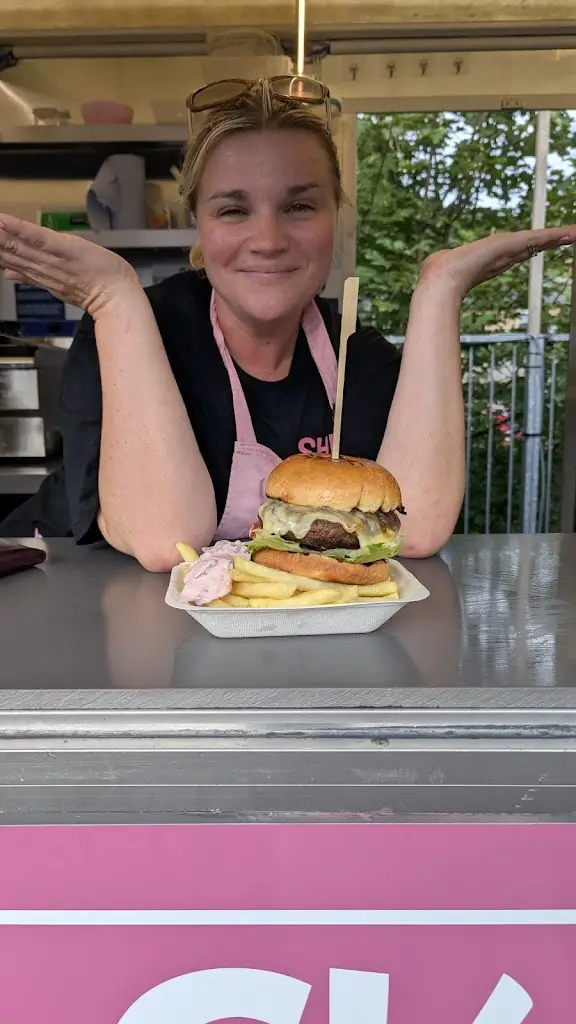 Shiny Snack Shack_Little Eaton_slider_image_3