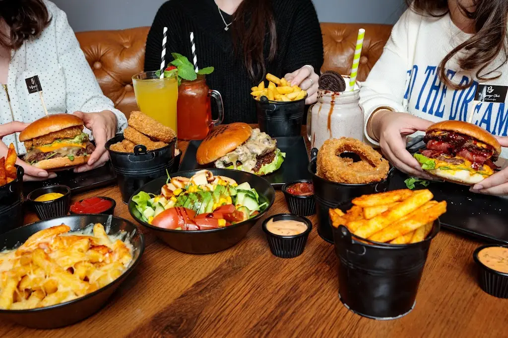 Gourmet Burger Club - Banstead_Banstead_slider_image_3