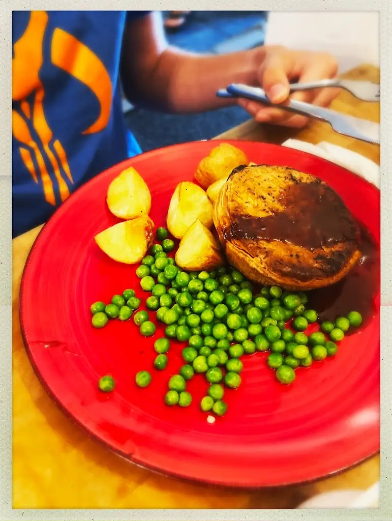 R. Green_Rumours_Liskeard_recensione