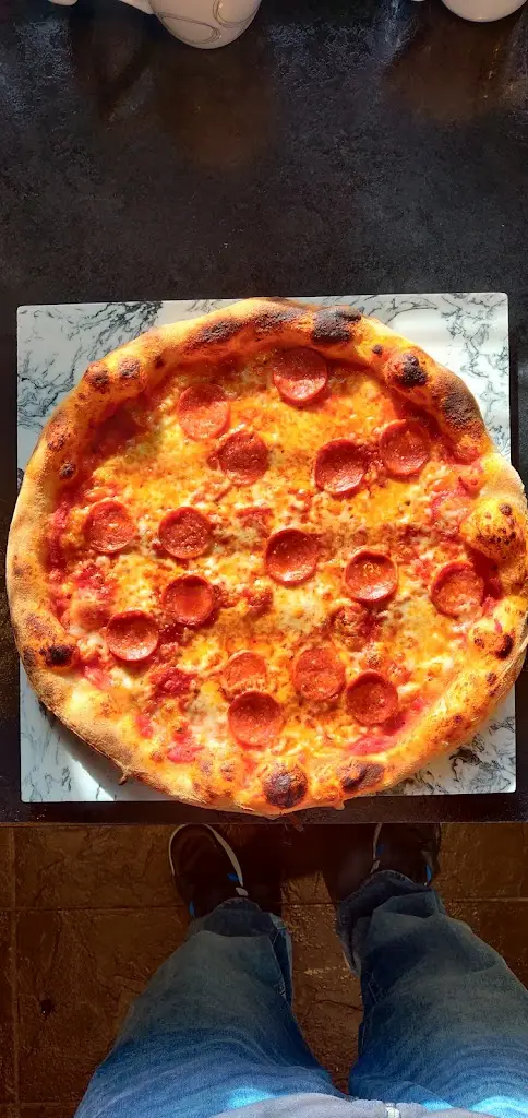 Menu_Harry Pszza_Little Hulton_image_1