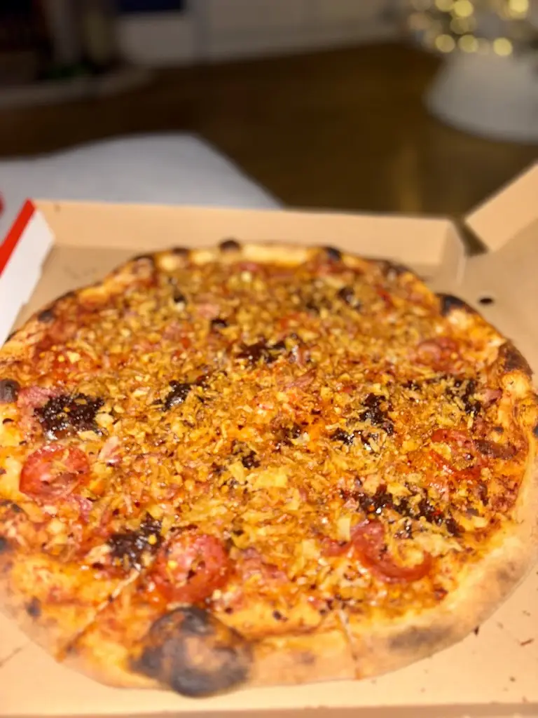 Harry Pszza_Little Hulton_slider_image_3