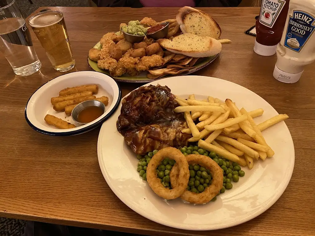 Georgester_Royal Anchor_Liphook_recensione