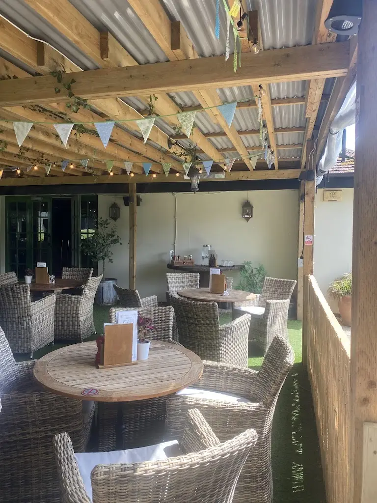 Ollie Groth_The Links Tavern, Liphook_Liphook_review