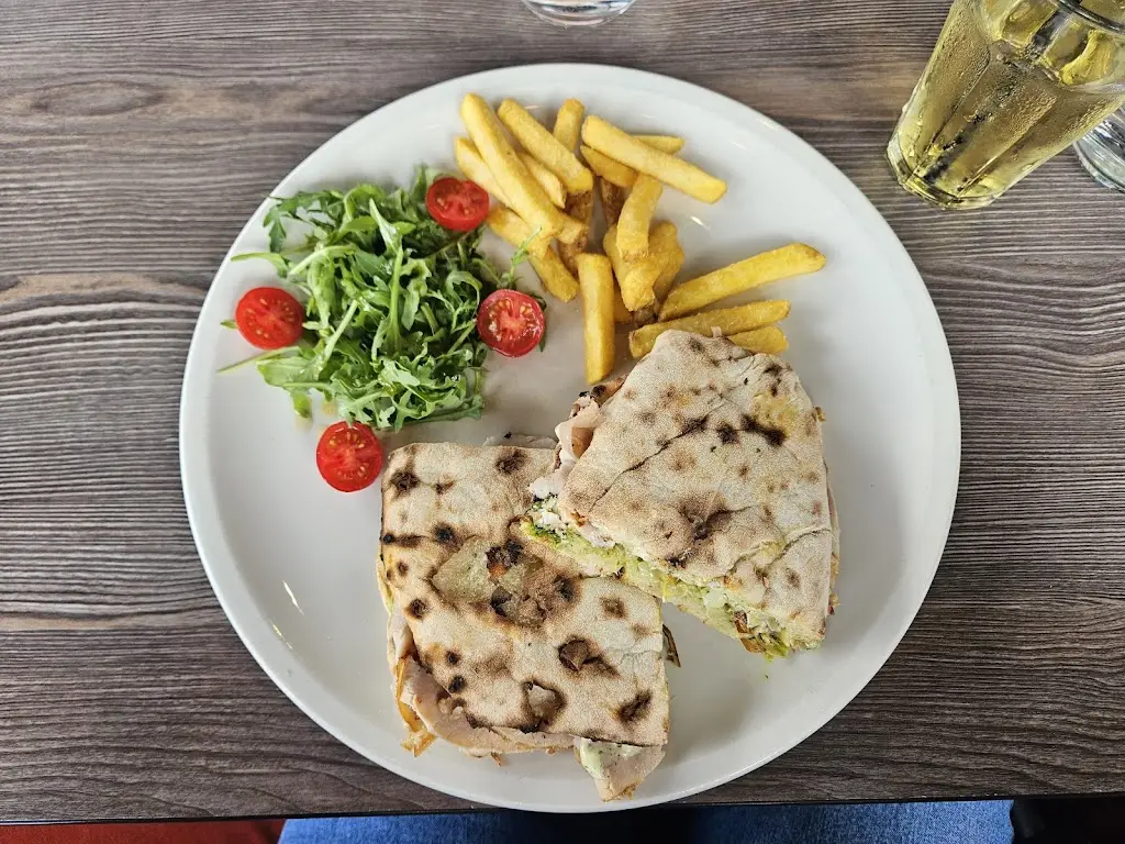 Alison M_Guido’s Craft Pizza_Liphook_review