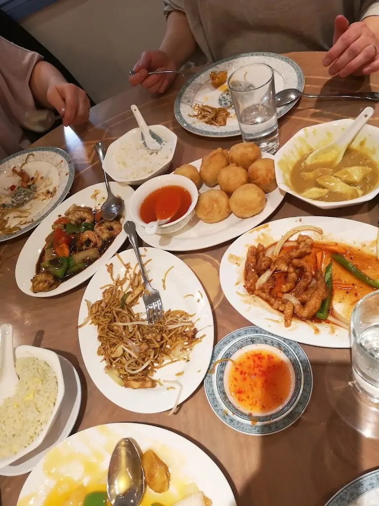 Happy Valley Chinese Restuarant&Take Away_Liphook_slider_image_2