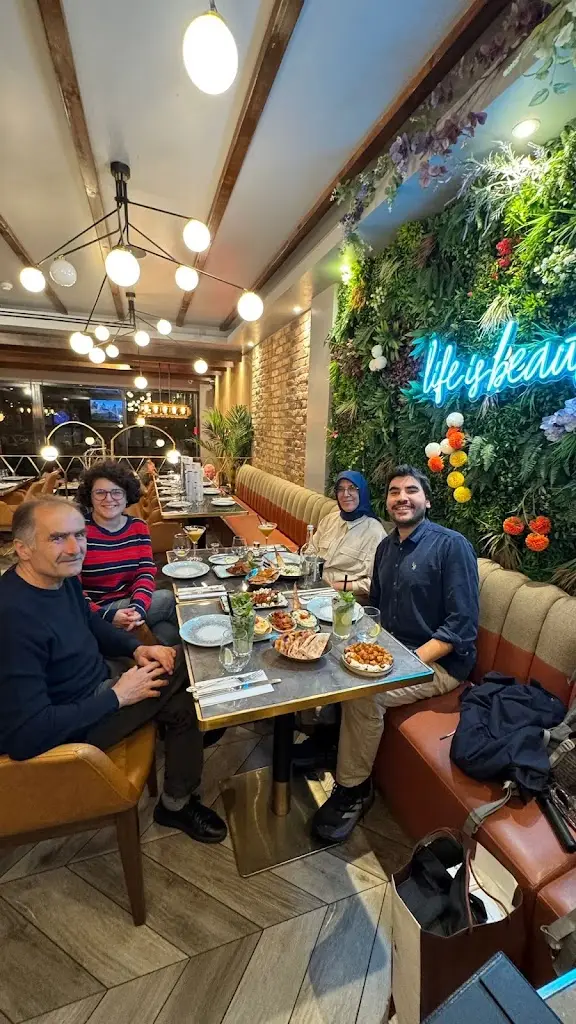 nimet_Zorba - Lewes_Lewes_review