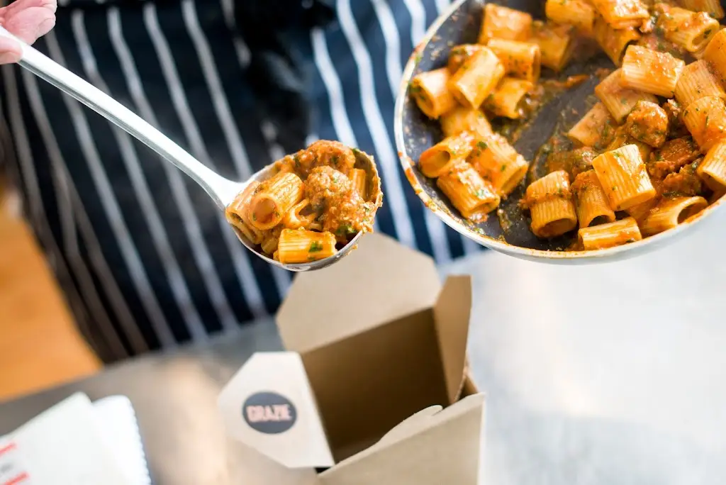 Caccia and Tails_Lewes_slider_image_2