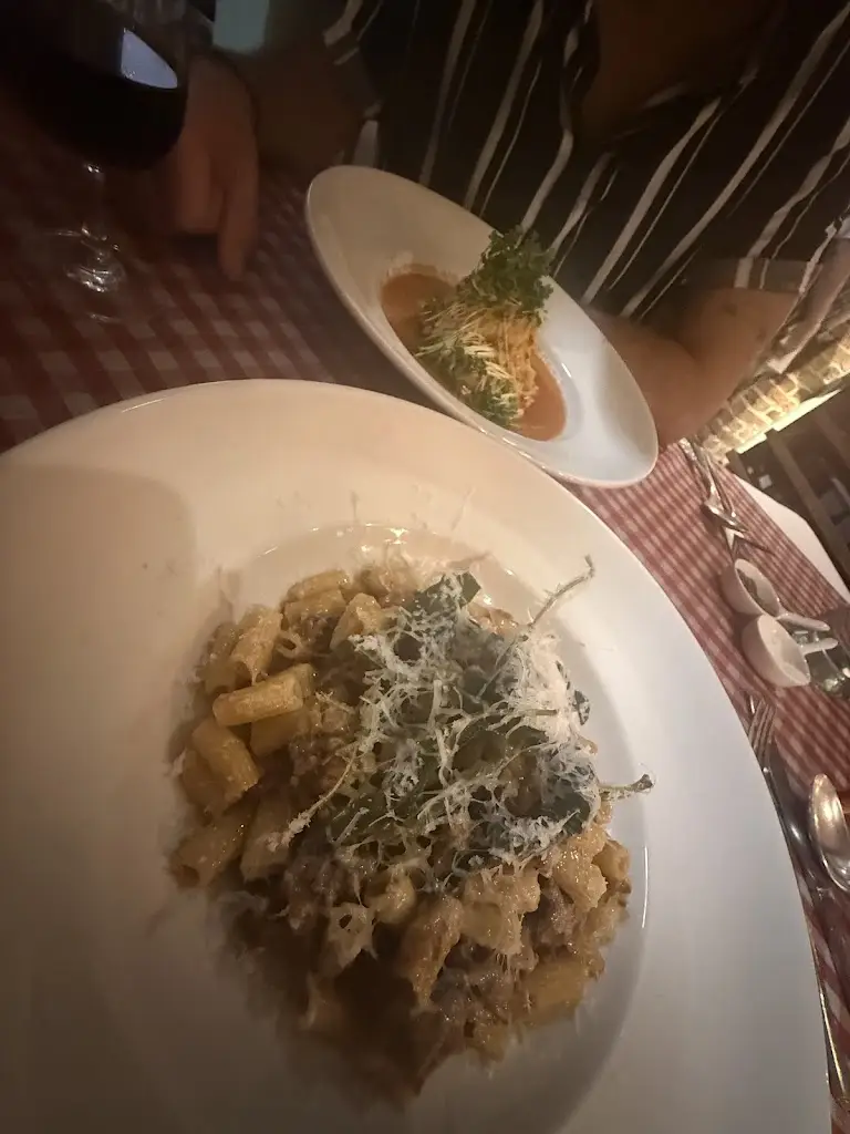 sacide basaran_Squisito_Lewes_review