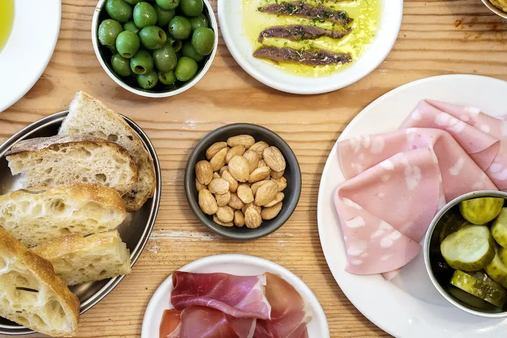 Squisito_Lewes_slider_image_2