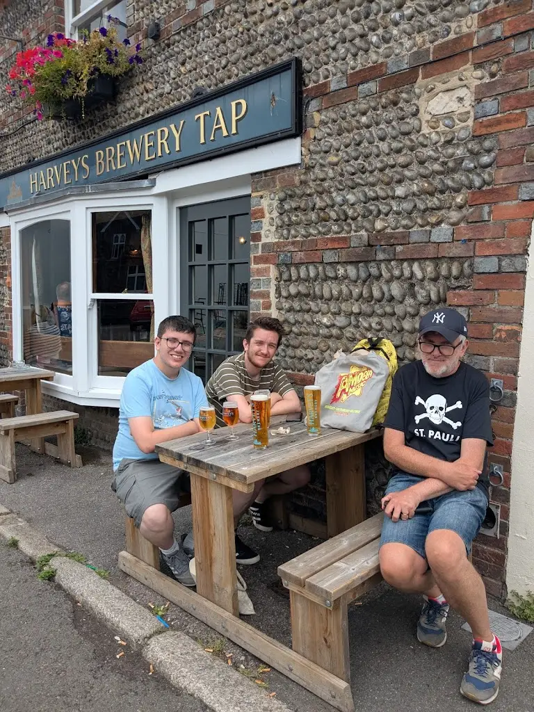 Michelle Mackenzie_John Harvey Tavern_Lewes_review