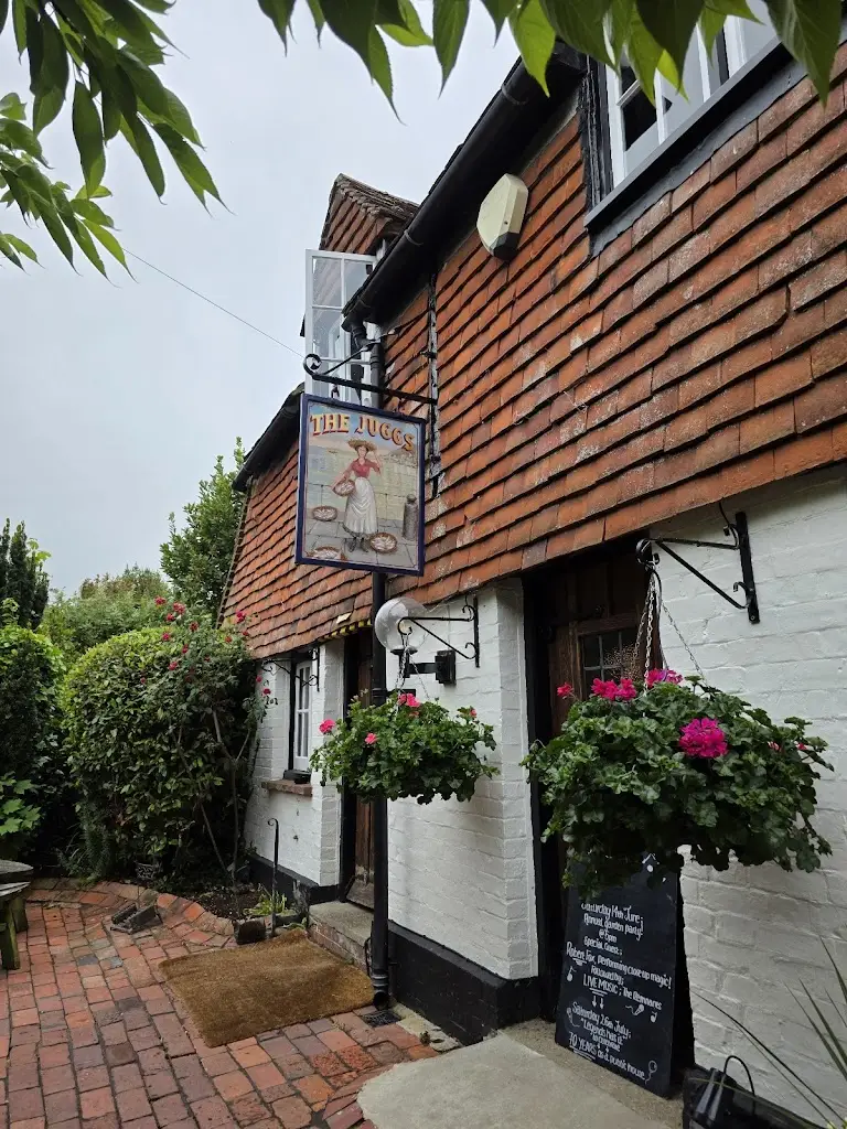 Ian Fry_The Juggs_Lewes_review