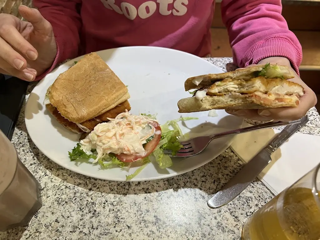 Mark Atherton_Luigi's_Banstead_review