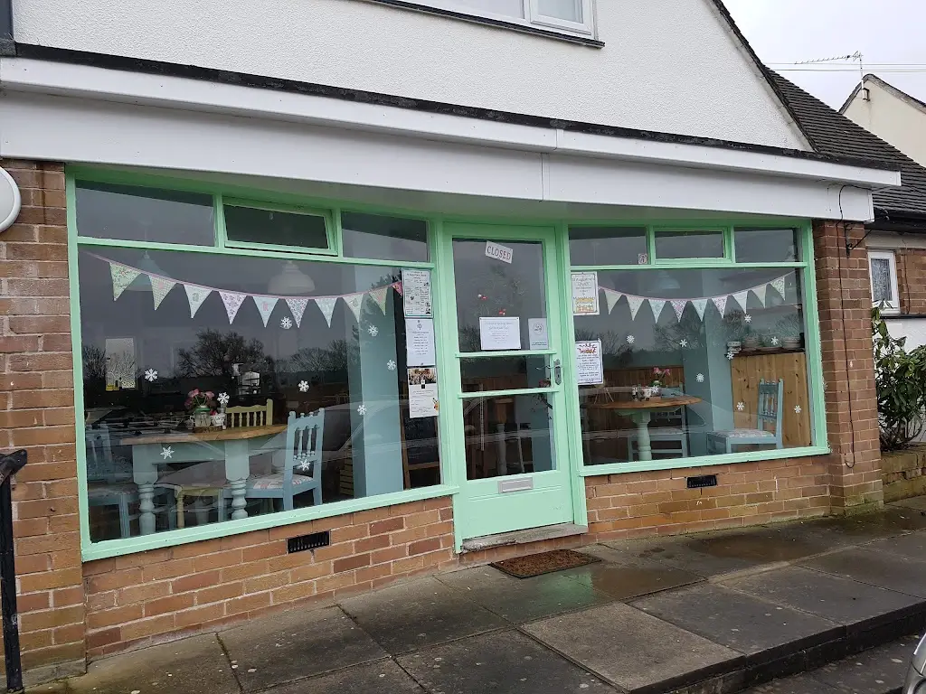 Parkside Cafe_Locking_slider_image_1