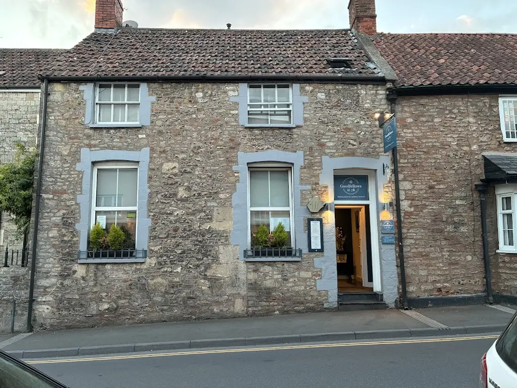 Victoria Briggs_Goodfellows_Locking_recensione