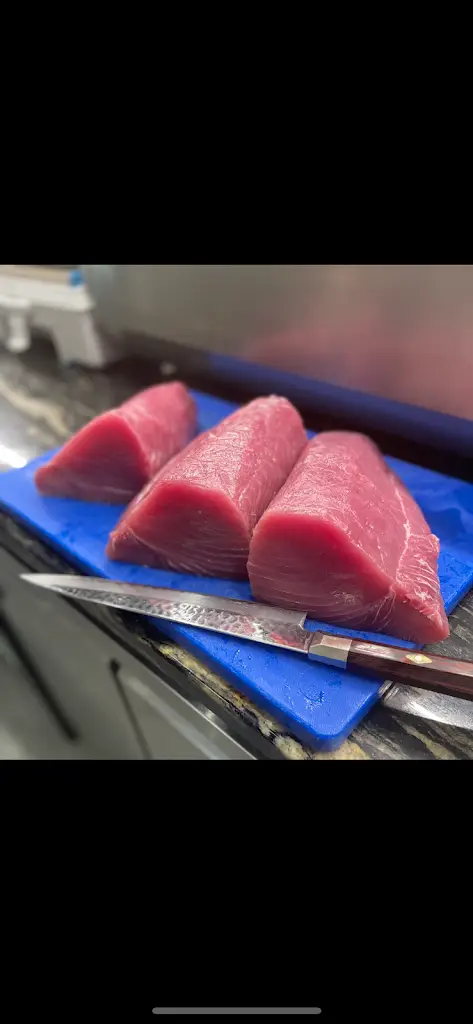 Goodfellows_Locking_slider_image_3