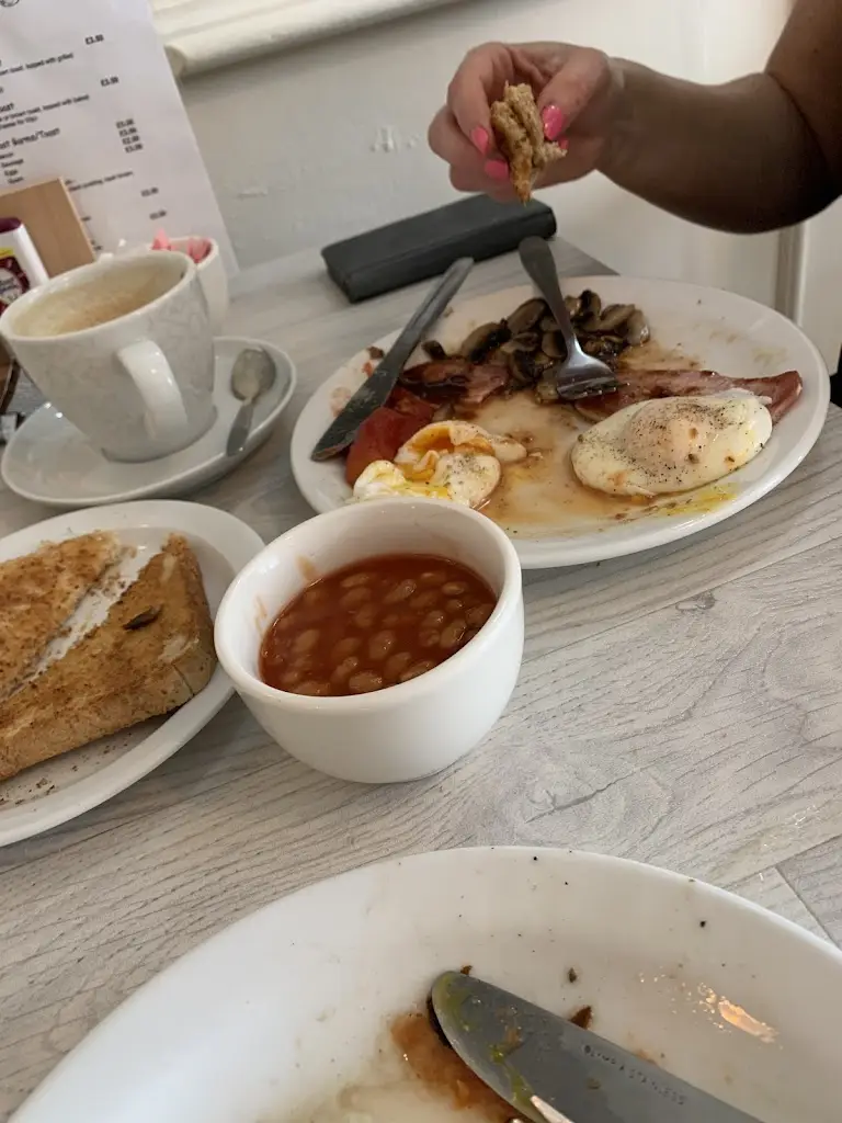 Menu_The Village Cafe Bistro_Little Lever_imagen_7