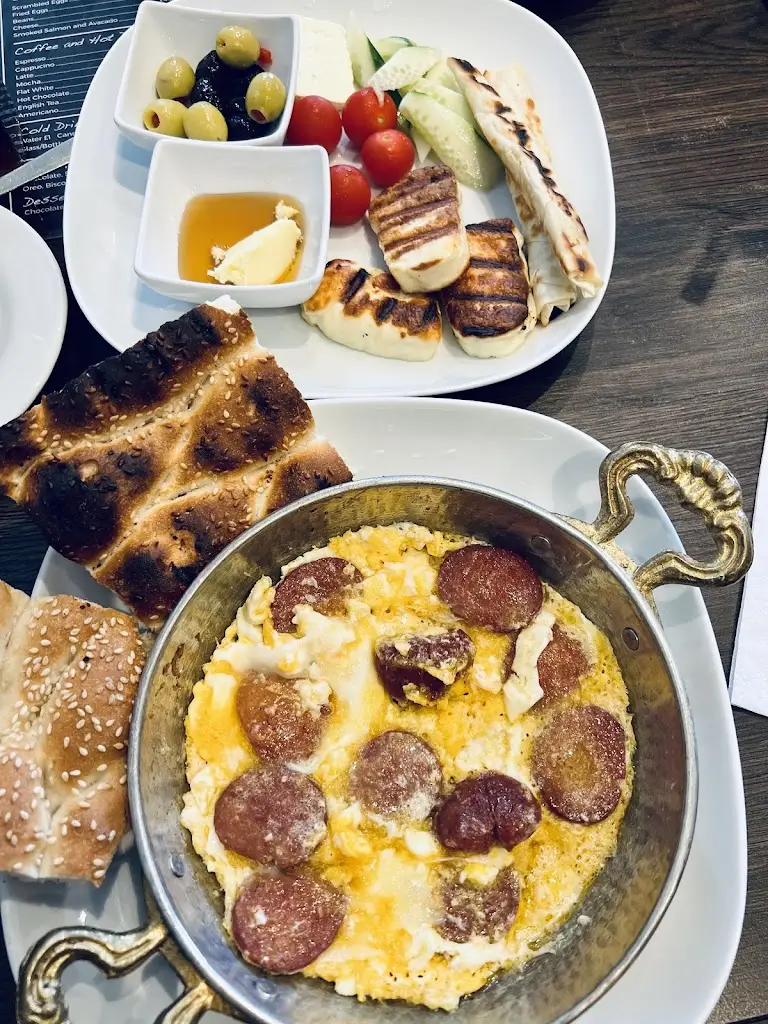 Sulaiman Choudhury_Banstead Cafe_Banstead_review