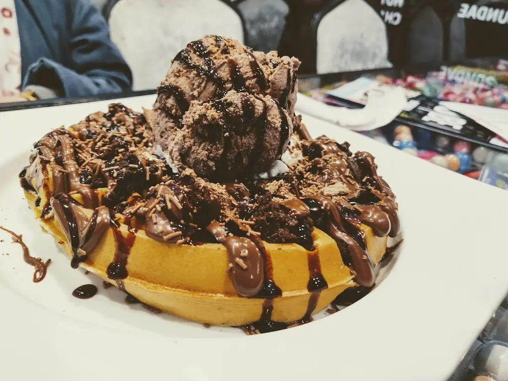 Haris Khan_Cube Desserts Little Lever_Little Lever_review