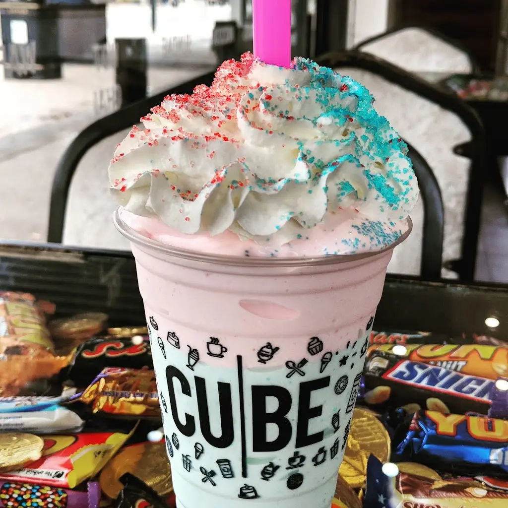 Cube Desserts Little Lever restaurante en Little Lever