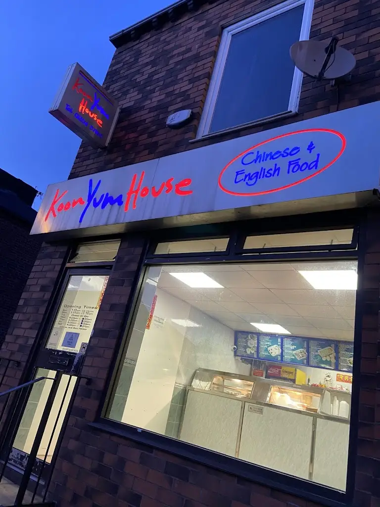 Koon Yum House restaurante en Little Lever