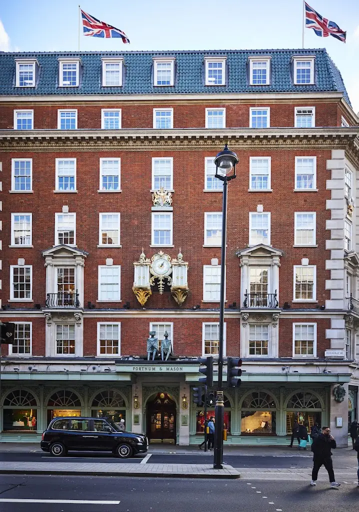 Fortnum & Mason_London_slider_image_3
