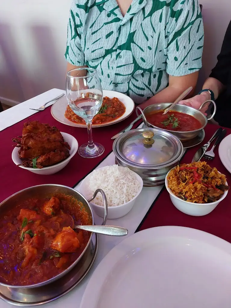 Emma Wincote_Daawat_Barlestone_review