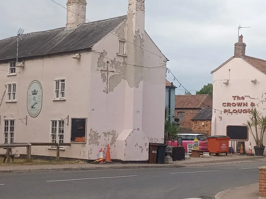 Crown and Plough Pub restaurant in Long Clawson