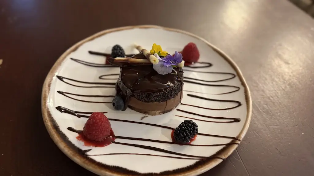 The White Horse_Loddon_slider_image_2