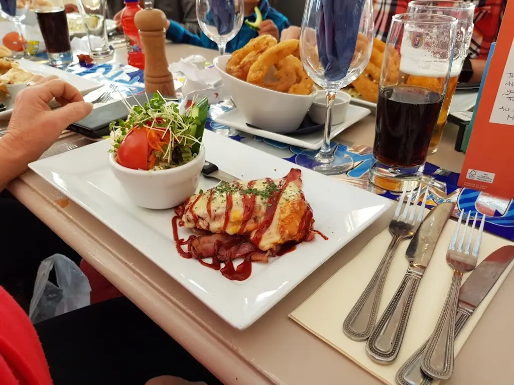 Menu_The Old Feathers_Loddon_image_8